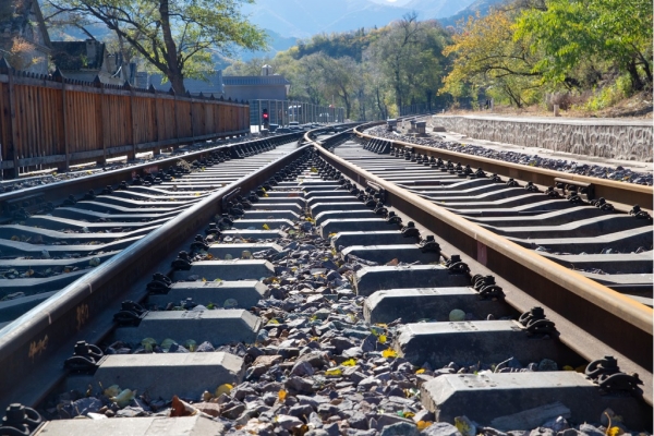 改性尼龍PA6和PA66在高速鐵路、機車工業(yè)中的應用